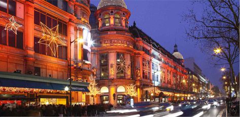 rue Saint Honoré, the Place Vendome is a place to visit!