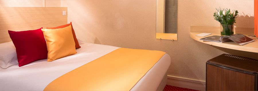 Room hotel Saint Roch Paris